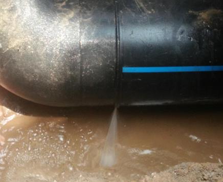 元氏楼顶渗水维修公司为大家分享下元氏卫生间漏水维修修补技术!