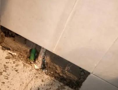 元氏楼顶漏水维修公司分享下修复水管漏水的几种小方法